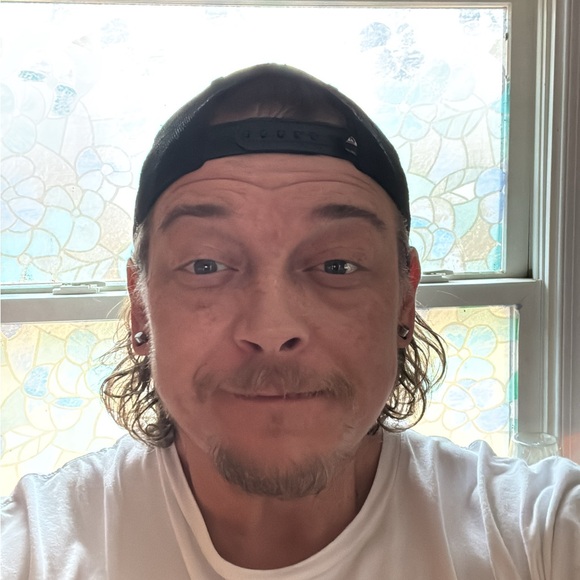 Meet your Posher, Eugene - Picture 4 of 5